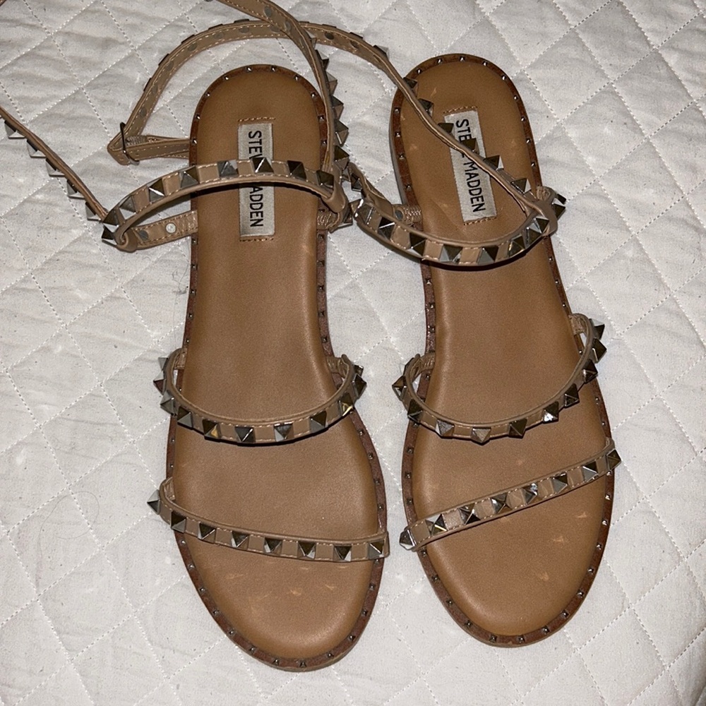 Steve Madden Travel Flat Sandal